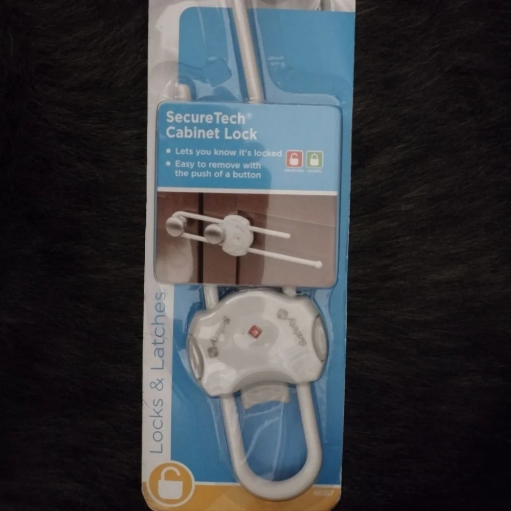 Bundle Plug & Lock Covers - Picture 2 of 4